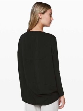 XL Lululemon Womens Back In Action Long Sleeve T-shirt Long Sleeve Black